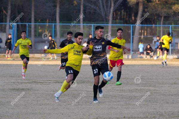 فوتبال | دیدار دوستانه نوجوانان و جوانان سپاهان نوین