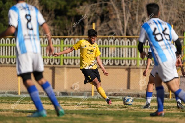 فوتبال | سپاهان ب - پتو لاله