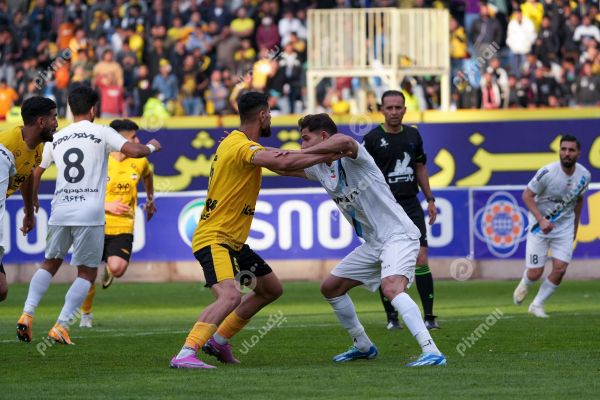 فوتبال | سپاهان اصفهان - پیکان تهران