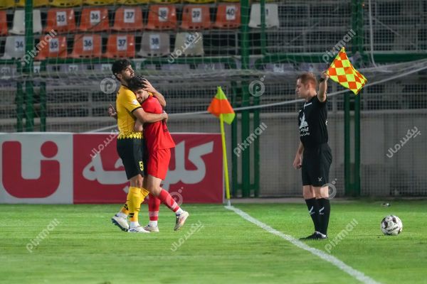 فوتبال | سپاهان اصفهان - تراکتور تبریز