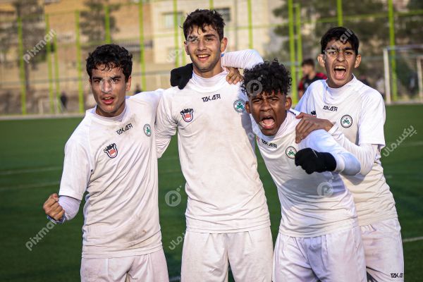 فوتبال | ذوب آهن اصفهان - عقاب زاگرس کرمانشاه